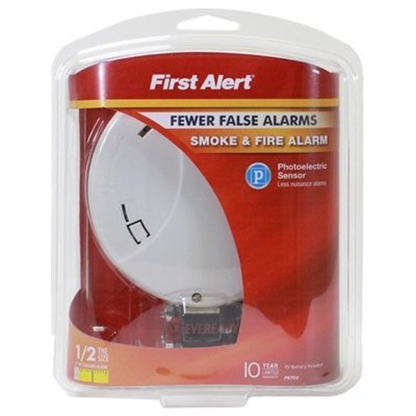 First Alert Brk 9V SmokeFire Detector 1039772